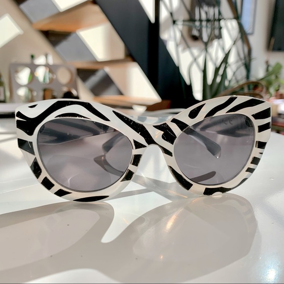 CHEAP MONDAY Vicious Zebra Cats Eye Sunglasses- so cool! - Picture 3 of 9